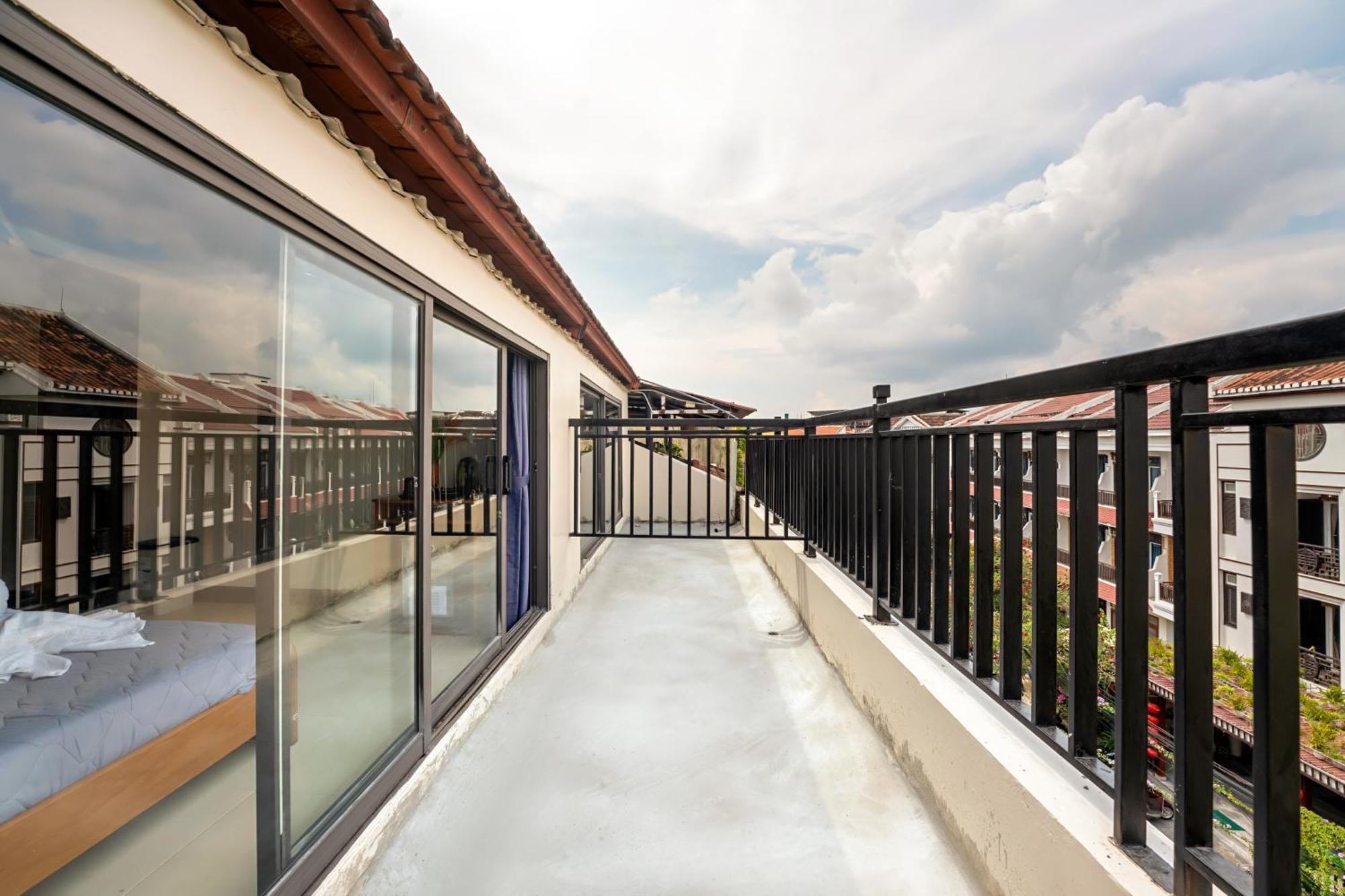 Harmony Old Town Hostel And Pool Bar Hoi An Exterior foto