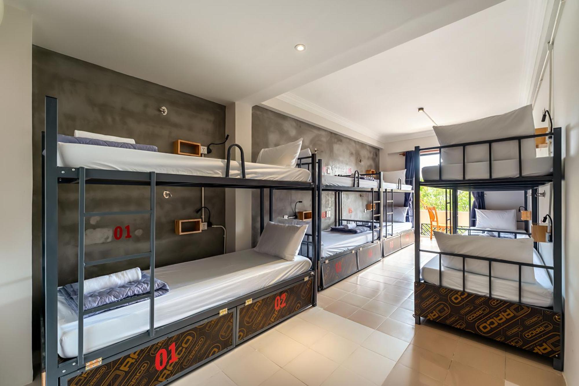 Harmony Old Town Hostel And Pool Bar Hoi An Exterior foto